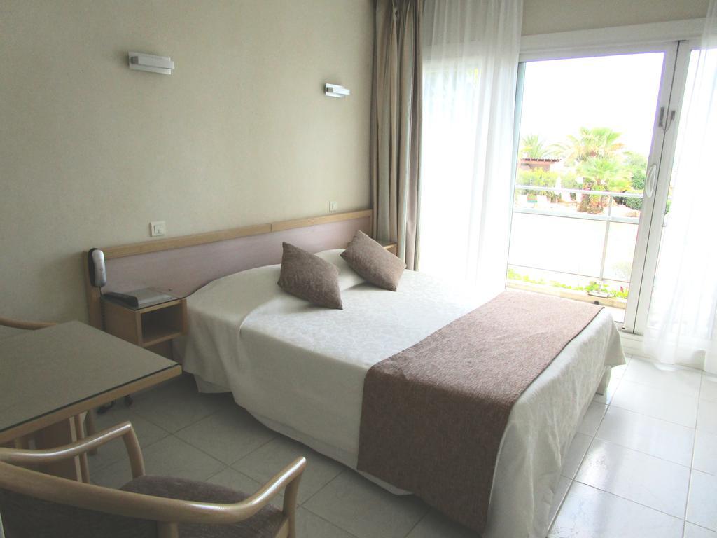 Hotel Azur Bord De Mer La Grande Motte Ngoại thất bức ảnh