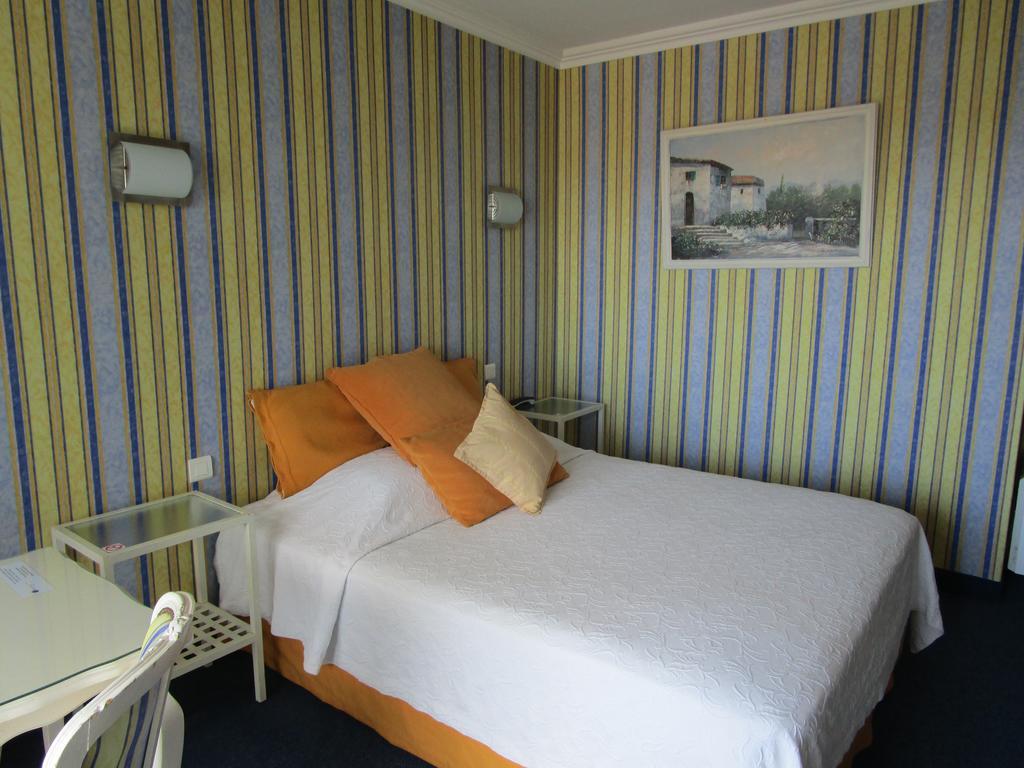 Hotel Azur Bord De Mer La Grande Motte Ngoại thất bức ảnh
